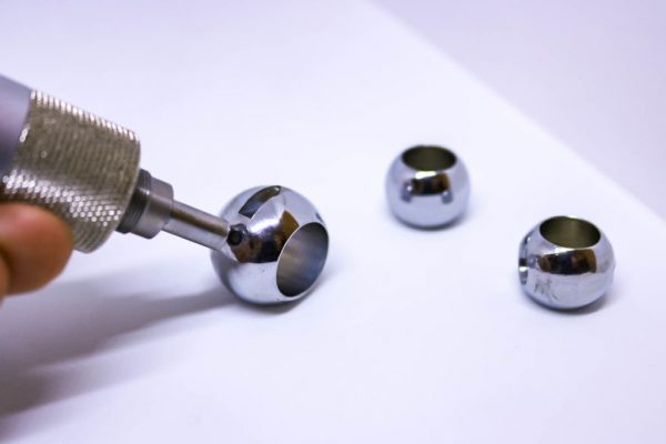 سختی سنج فلزات پرتابل ضربه ای التراسونیک Combined Hardness Tester NOVOTEST T-UD3